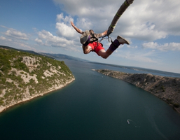 Bungee jump